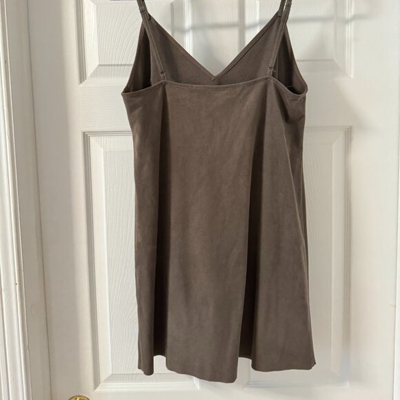 Aritzia Wilfred Free Nori Suede Slip Dress – Luxe & Effortless - Picture 4 of 5
